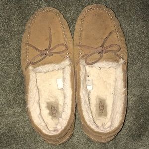 UGG Dakota Slippers